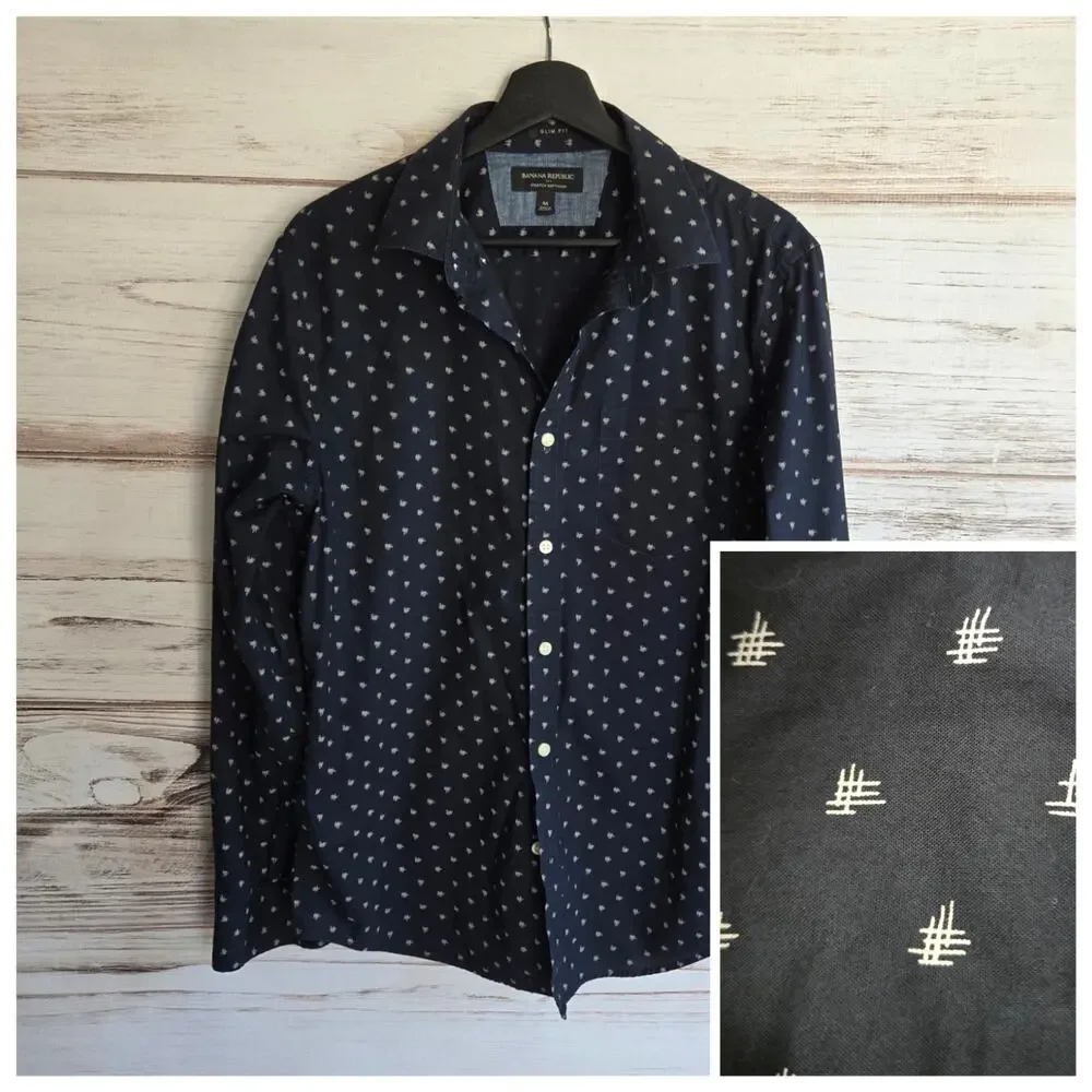 Banana Republic Soft Wash Streatch Long Sleeve Navy Blue Button down Shirt sz M
